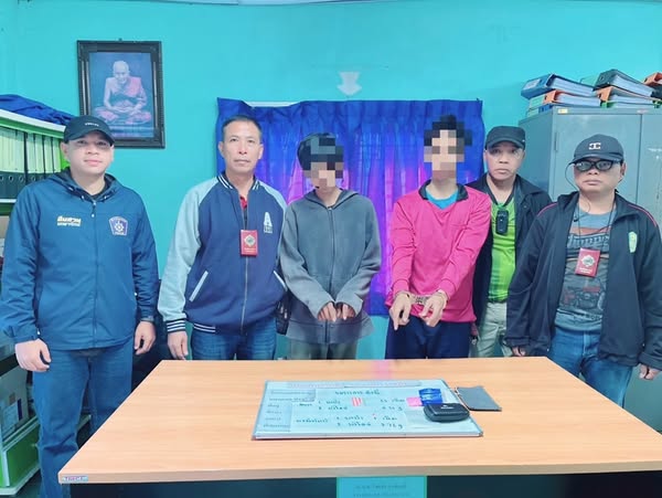 ตรวจค้น หมู่ 8