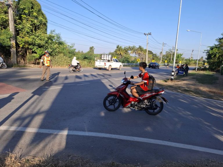 ร.ต.ท.จตุรภัทรฯ อำนวยการจราจร