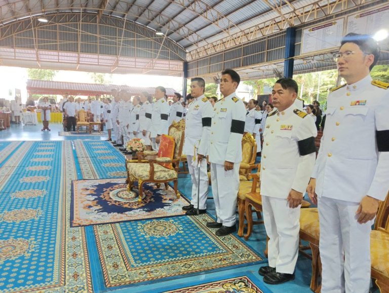 ร่วมพิธีบำเพ็ญกุศลปัณรสมวาร (15 วัน)